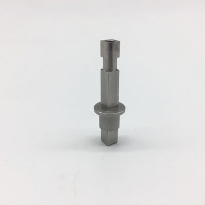 Guter Preis Customized Größe CNC Drehmaschinenteile mit OEM/ODM-Dienstleistungen und Metall Silberfarbe für die Präzisionsbearbeitung Online